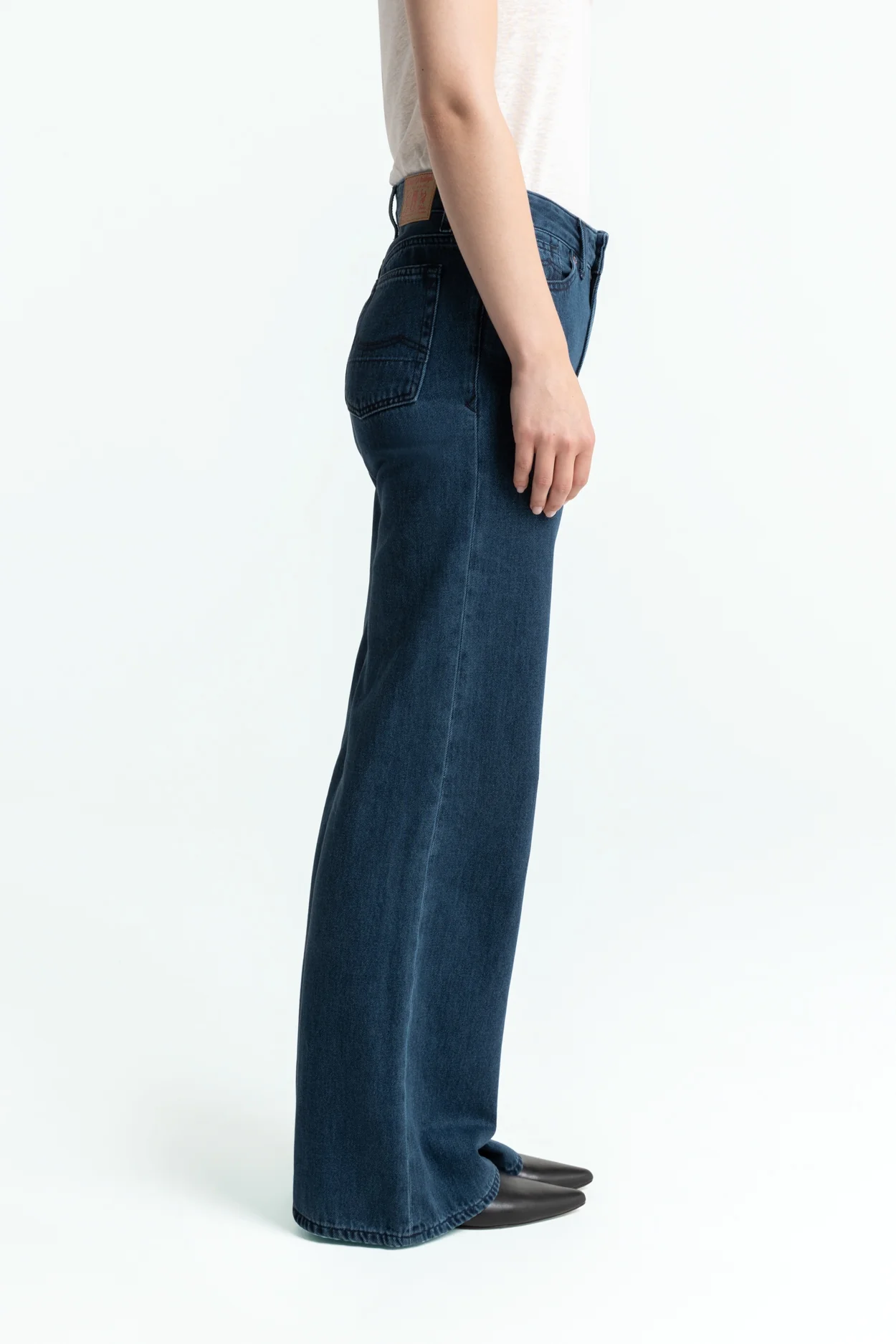 JANE | ALEX DARK WORN - Image 4